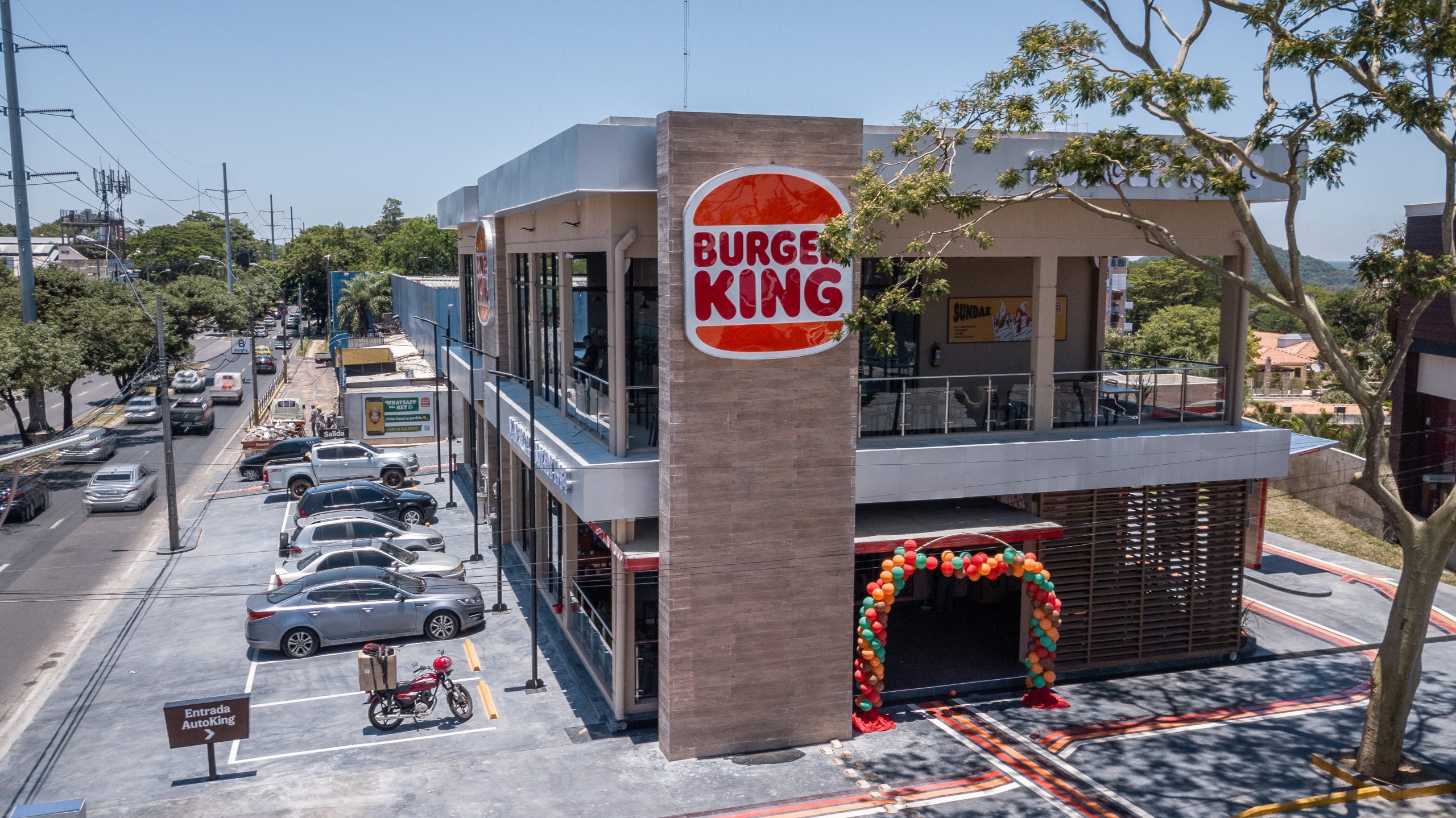 Burger King apuesta al desarrollo del país con la inauguración de 5 nuevos restaurantes