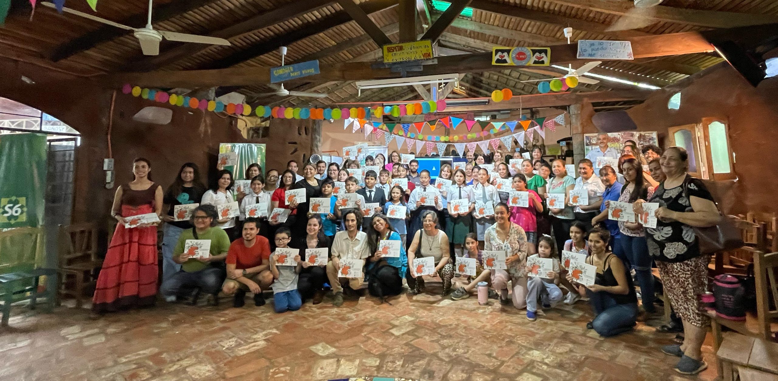 Superseis promueve material didáctico para niños de Areguá