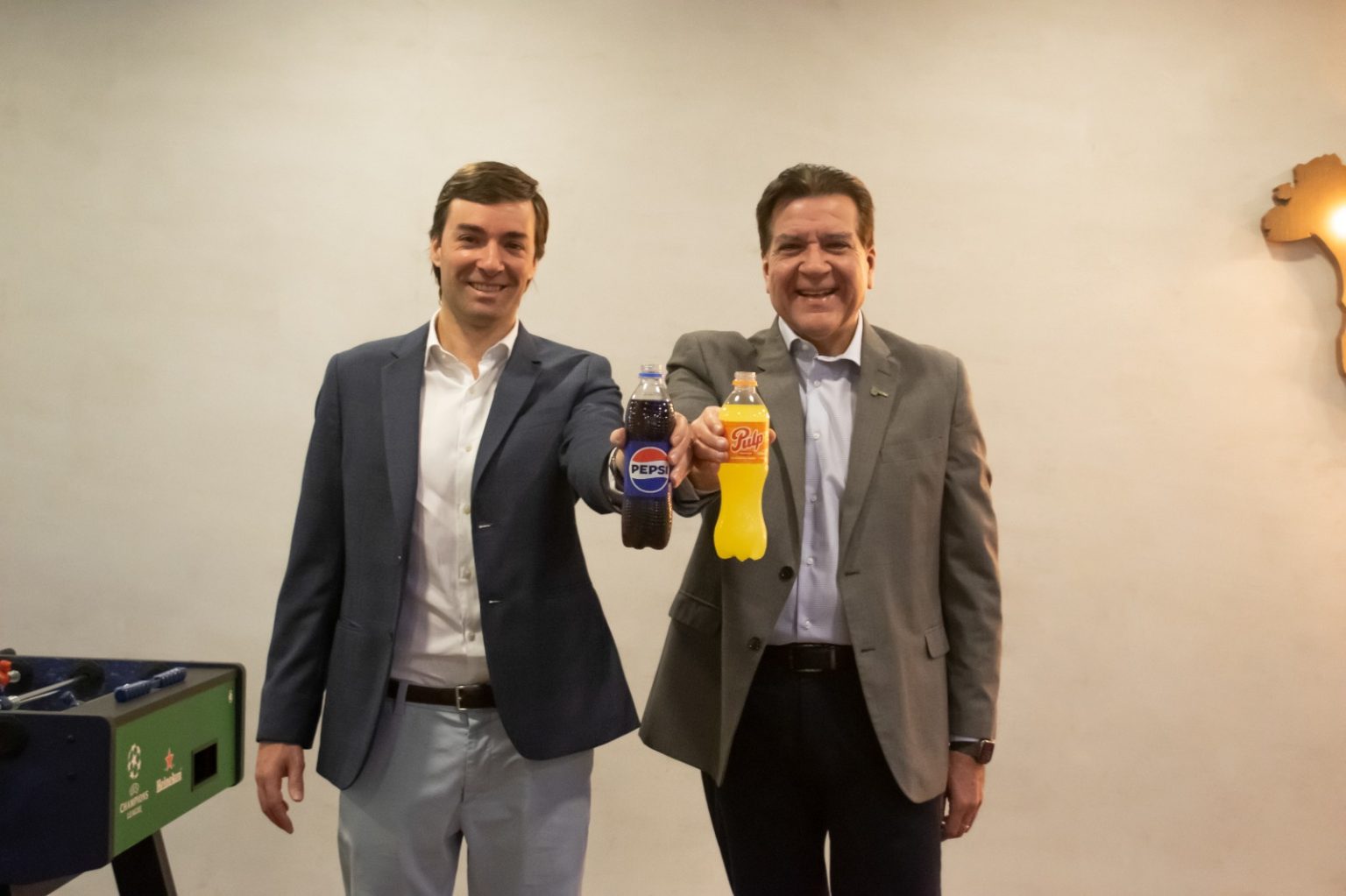 Bebidas del Paraguay (CCU) y AV S.A. (Grupo A.J. Vierci) se integran ...
