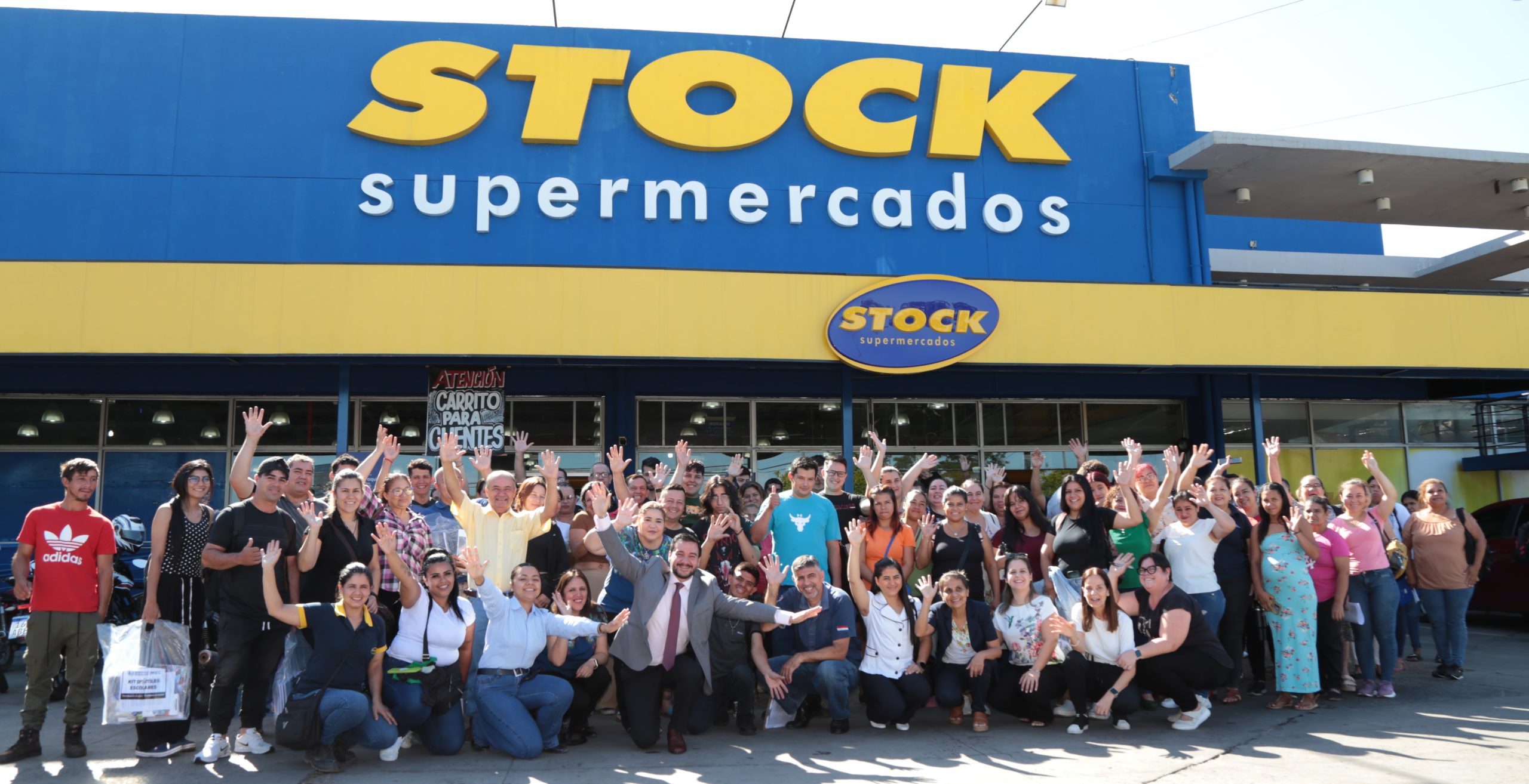 Supermercados Stock y el MEC celebran 16 años de alianza con el inicio de un nuevo año lectivo